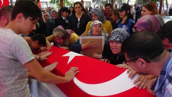 Uşak'ta şehit polis Bülbül törenle uğurlandı