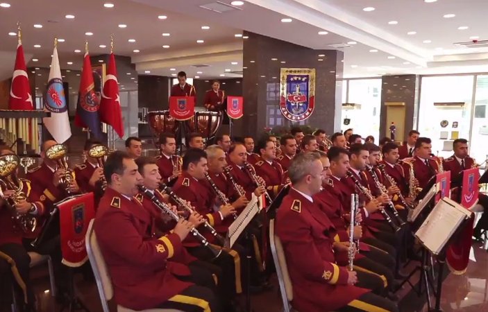 Jandarma Genel Komutanlığı ünlü dizinin müziği seslendirdi