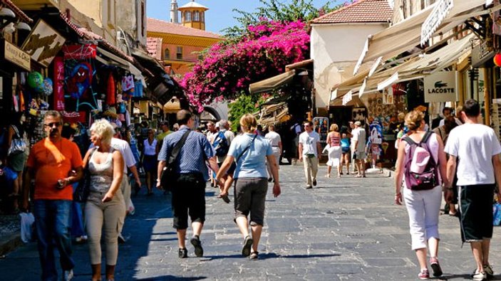 Türkiye'de Yunan turist sayısı azalıyor
