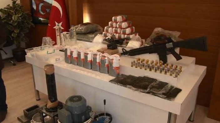 İstanbul'da un paketlerinden uyuşturucu çıktı