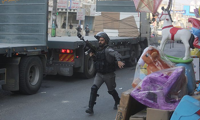 İsrail askerlerinin gösterilere sert müdahalesi devam ediyor