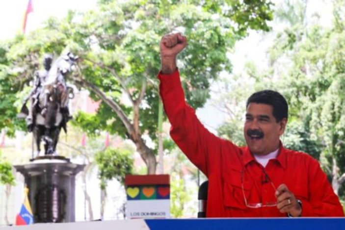 Maduro: Barış anlaşmasına hazırım