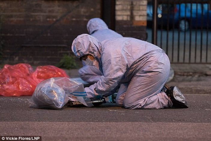 Londra'da asitli saldırılar sürüyor