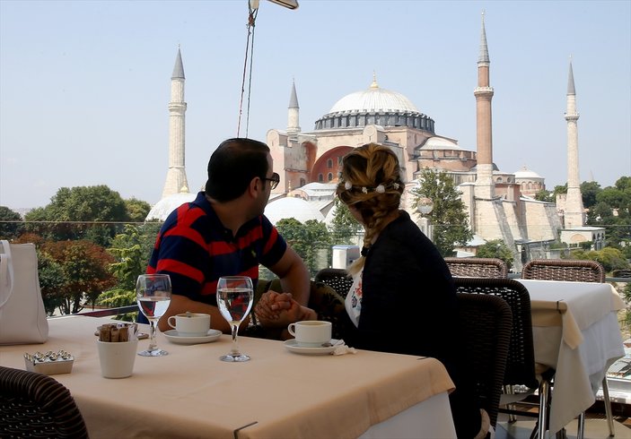 Sultanahmet Camisi ve Ayasofya’ya turist ilgisi