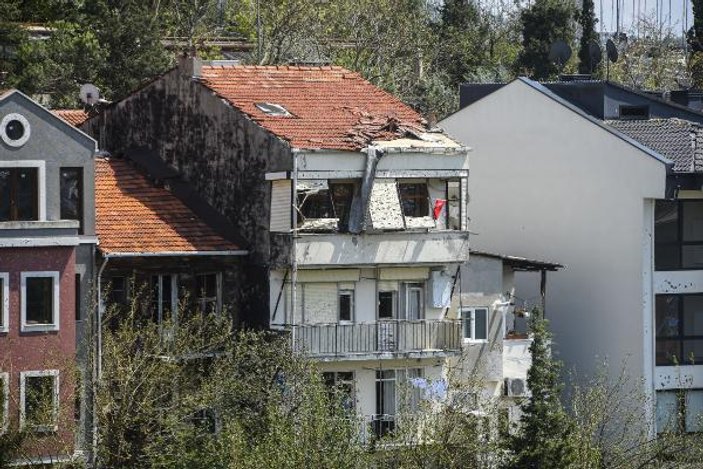 Dolu yağışı Ortaköy'deki evlere zarar verdi