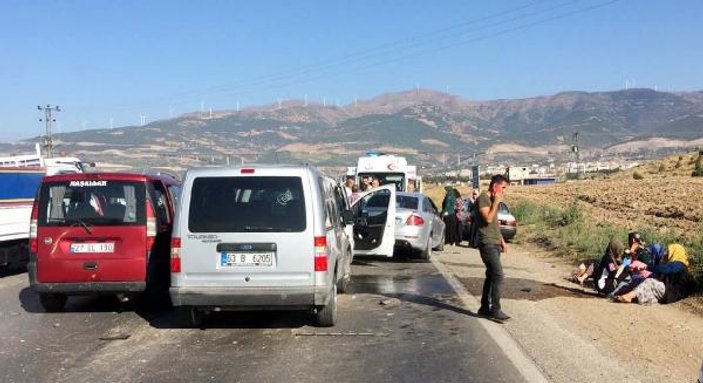 Nurdağı'nda zincirleme kaza: 15 yaralı