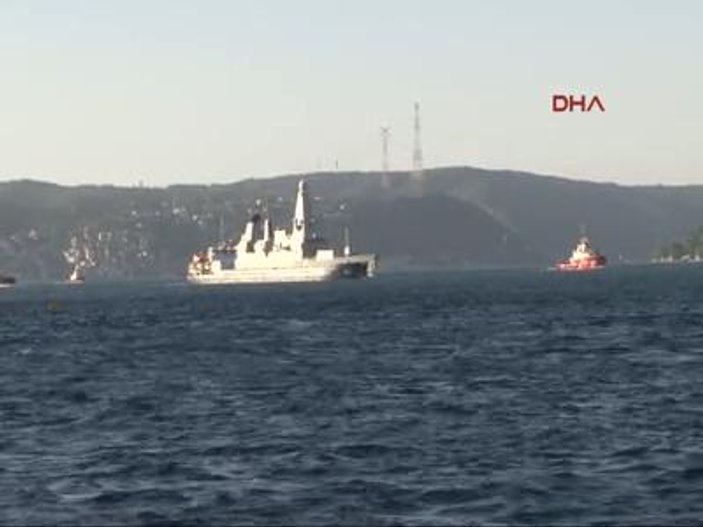 Hayalet Gemi İstanbul Boğazından Geçti
