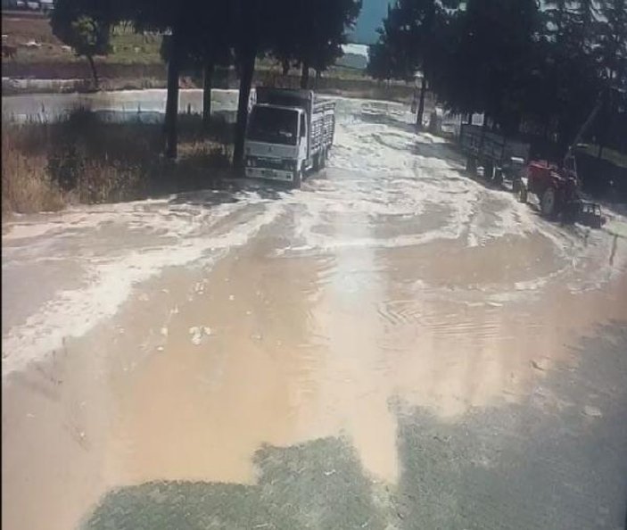 Konya'da akaryakıt istasyonunu su bastı