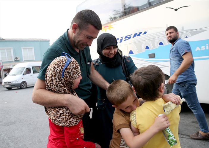 Küçük Hiba, annesi ve kardeşlerine kavuştu