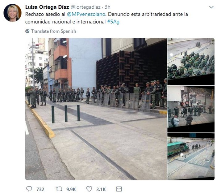 Venezuela'da askerler başsavcılığın etrafını sardı