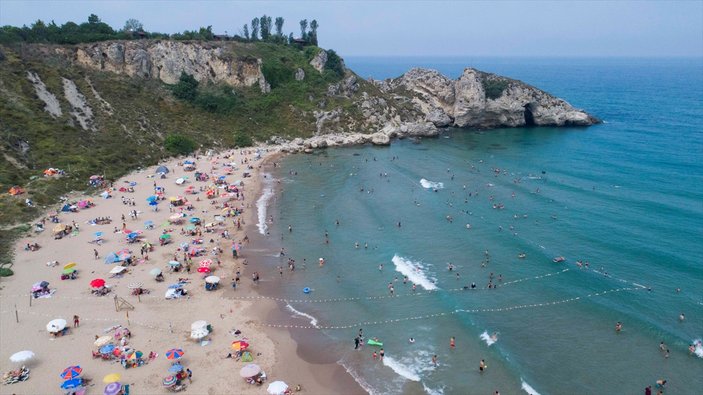 İstanbul'da sıcak hava plajları doldurdu