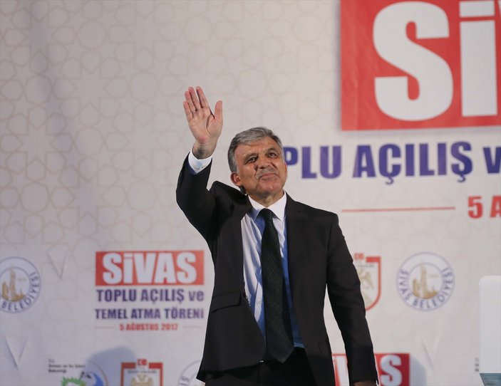 Abdullah Gül Sivas'ta halka hitap etti