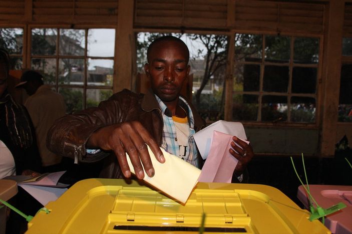 Kenya halkı sandık başında