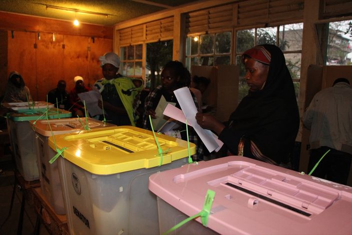 Kenya halkı sandık başında