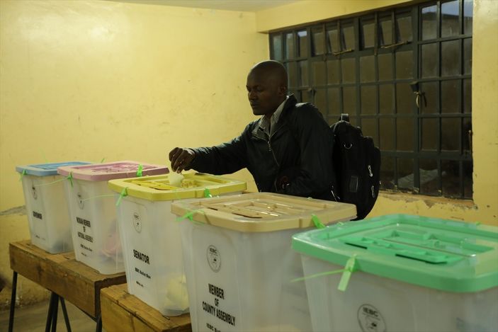 Kenya halkı sandık başında