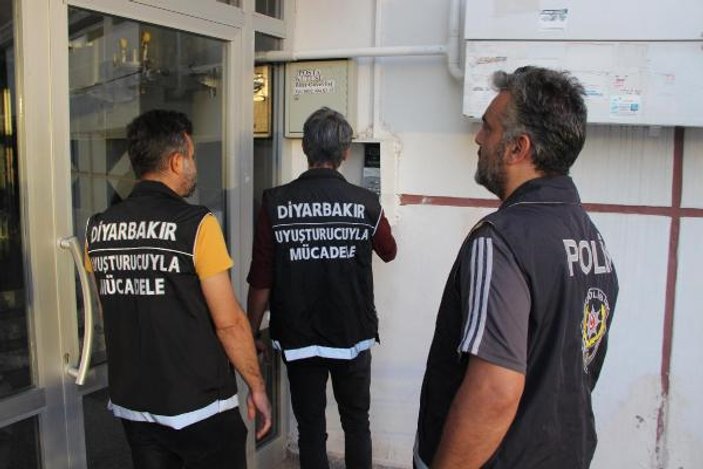 Diyarbakır'da şafakta narkotik operasyonu