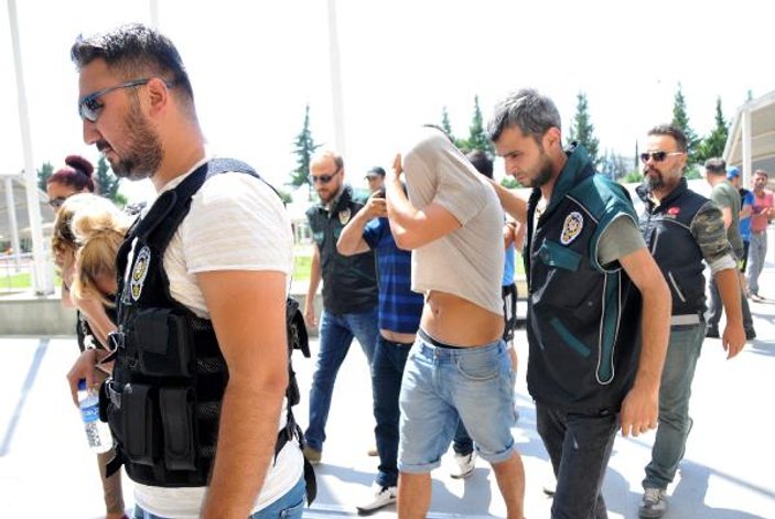 Antalya'da nine ile torun uyuşturucudan gözaltında