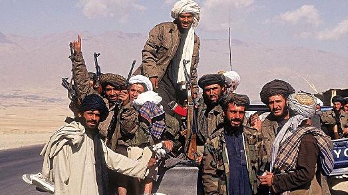 Taliban 235 rehineyi serbest bıraktı