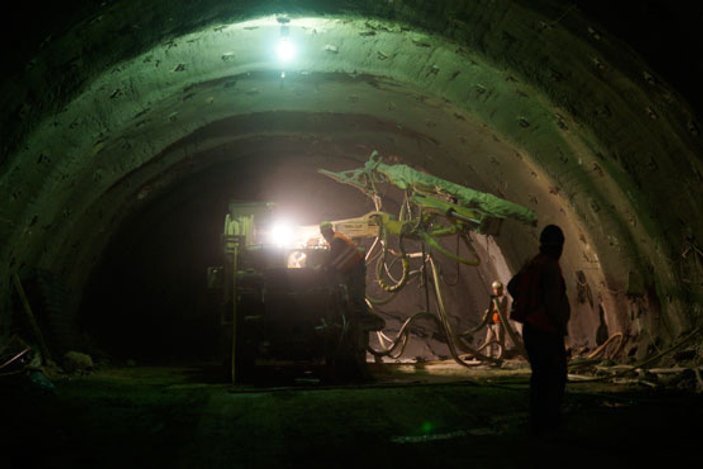 Sabuncubeli Tüneli'nde ışığa 264 metre kaldı