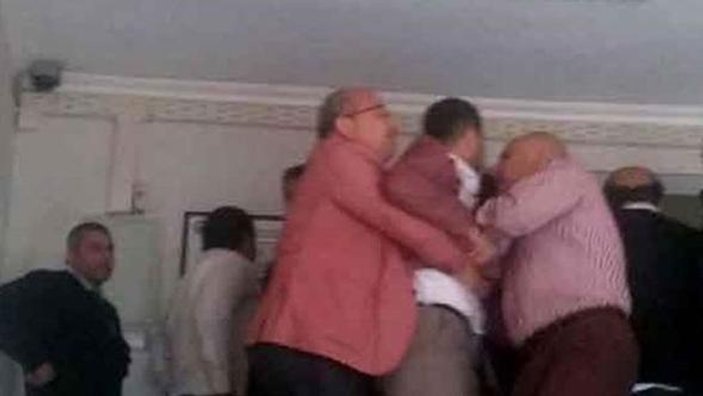 Polisi tartaklayan CHP'li belediye başkanına soruşturma