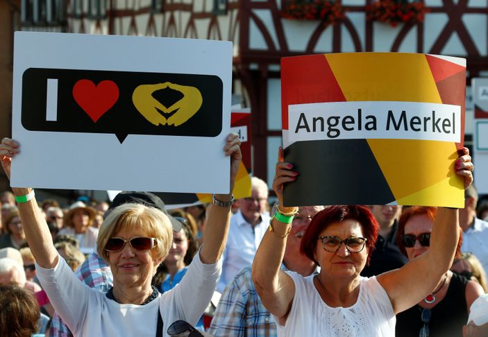 Merkel koalisyon istemiyor