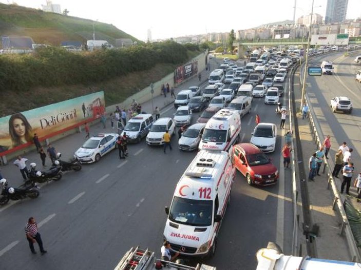 Kadıköy'de beton mikseri kazası