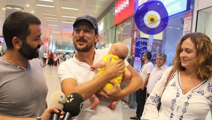 Ceyda Düvenci ve Bülent Şakrak Türkiye'ye döndü
