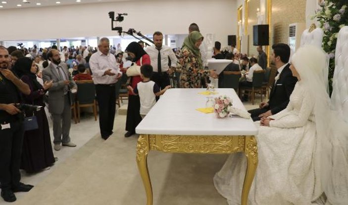 Ekonomi Bakanı Zeybekci'nin kızının düğünü başladı