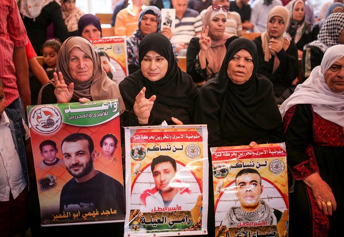 İsrail hapishanelerindeki Filistinlilere destek gösterisi