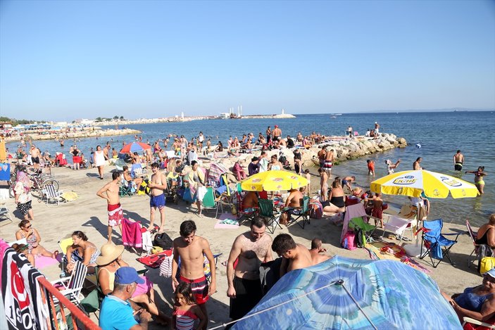 Tatilciler Tekirdağ plajlarını doldurdu