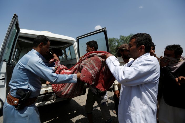Suudi uçakları Yemen'i bombaladı: 41 ölü