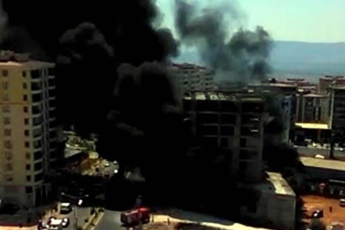 Kahramanmaraş'ta 8 katlı inşaatta yangın paniği