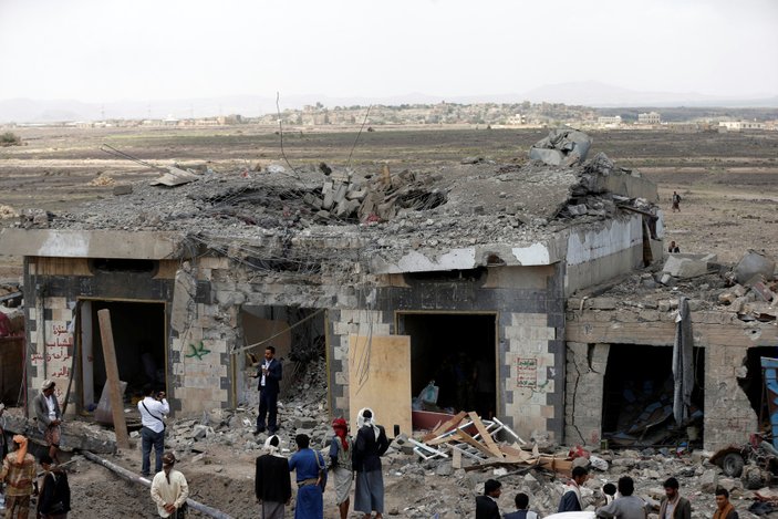 Suudi uçakları Yemen'i bombaladı: 41 ölü