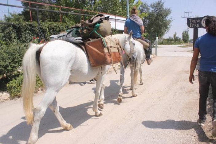 Polonyalı mühendisin at sırtındaki Kudüs yolculuğu