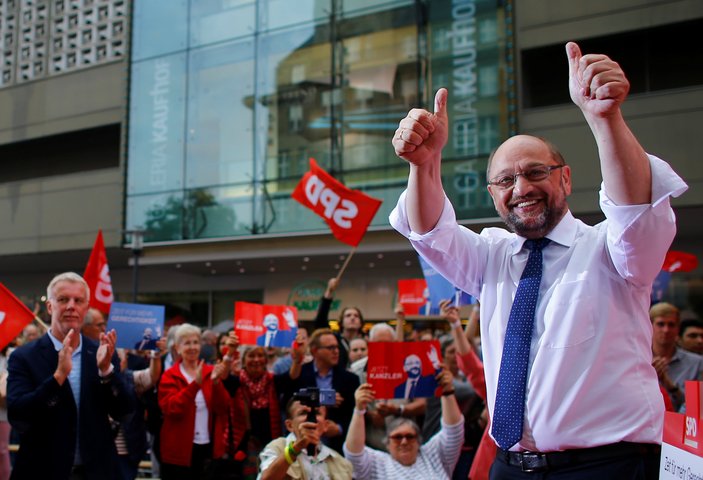 Sosyal Demokrat Schulz yine Türkiye'yi diline doladı