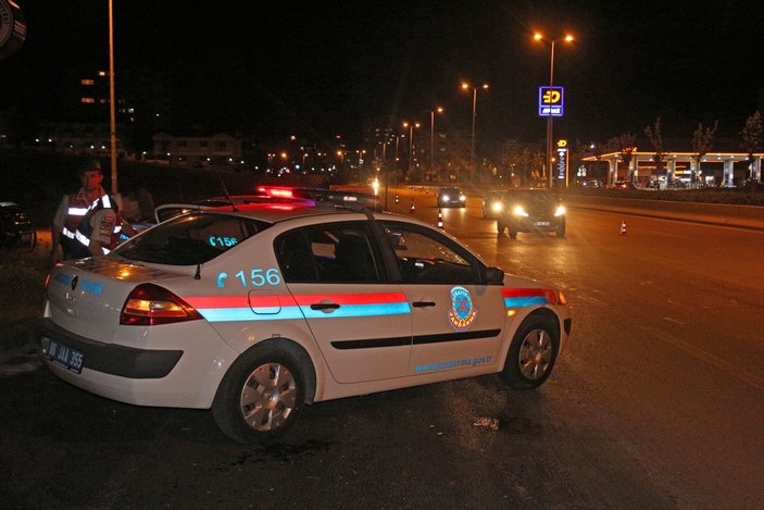 Jandarma asayiş komutanı yollarda sürücüleri uyardı