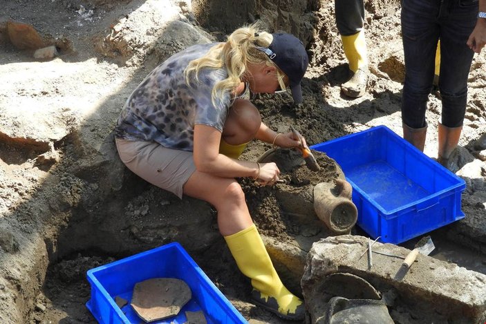 Müge Anlı Enez'de arkeolojik kazıya katıldı