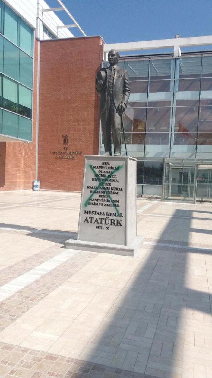 Atatürk heykeline saldıran şüpheli tutuklandı