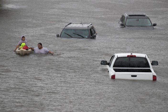 ABD'deki Harvey Kasırgası'nda en az 5 kişi öldü