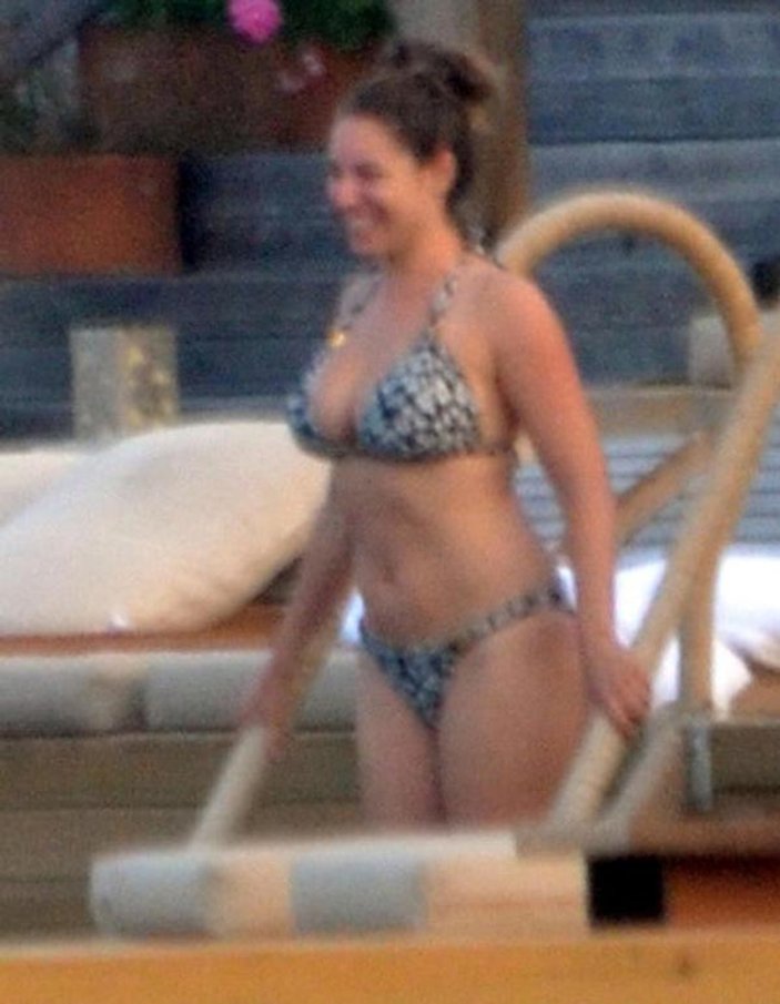 İngiliz model Kelly Brook Bodrum'da