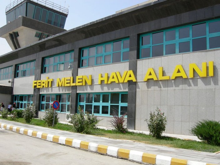 Van Ferit Melen Havalimanında yangın