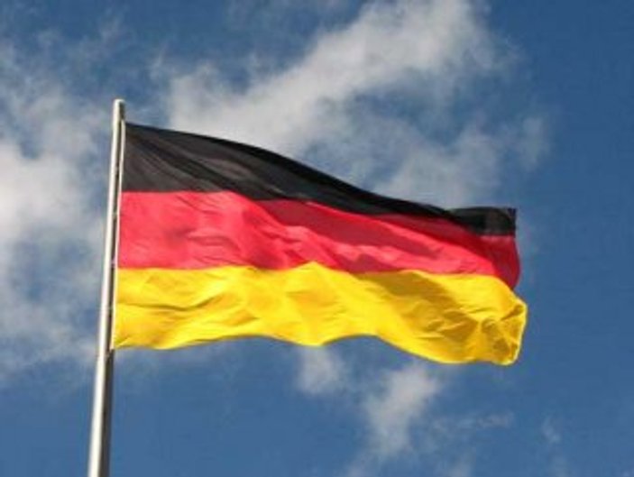 Emniyet ve istihbarattan Almanya'ya iltica iddiası