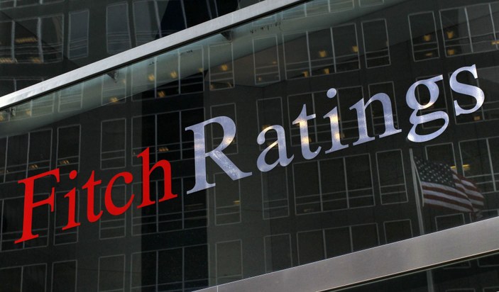 Fitch Ratings Venezuela'nın kredi notunu düşürdü