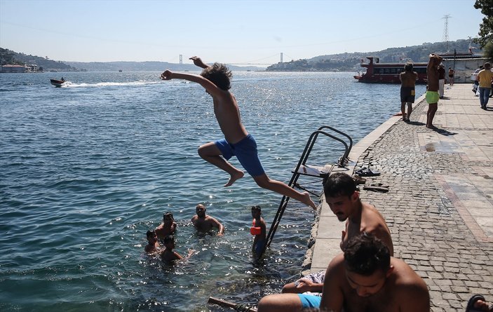İstanbul sahillerinde bayram yoğunluğu
