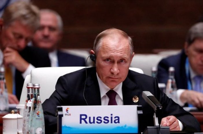Putin: Rus ekonomisi yeniden yükselişe geçti
