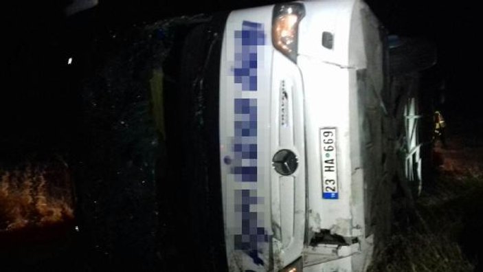 Yozgat'ta yolcu otobüsü devrildi: 2 ölü, 44 yaralı