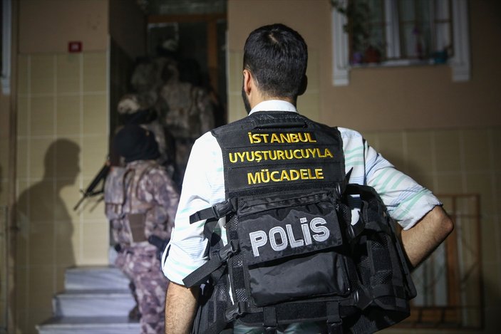 İstanbul'da uyuşturucu tacirlerine operasyon