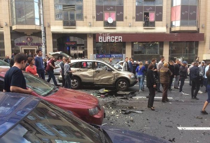 Kiev'de otomobil patladı