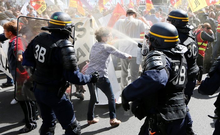 Fransa'da çalışma yasası protestosu