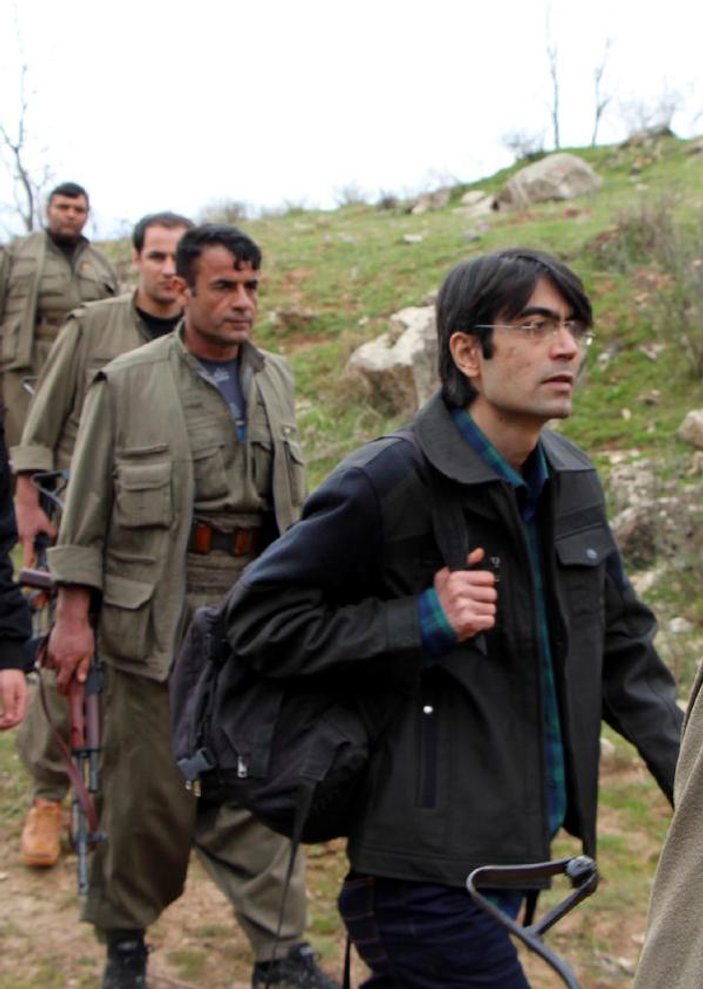 PKK'lı teröristi çaldığı ayakkabı ele verdi